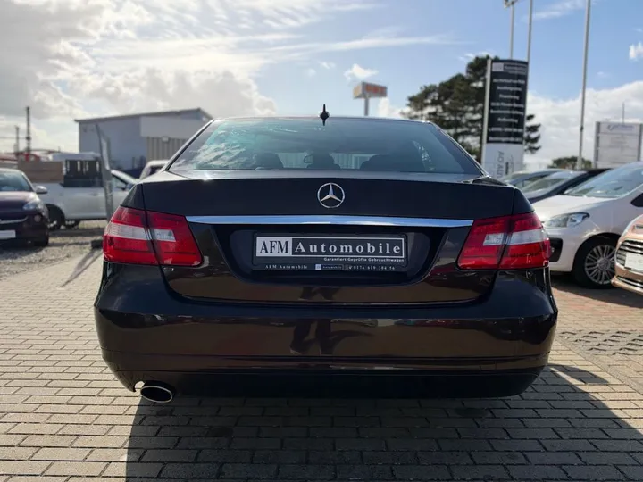 Mercedes-Benz E 250