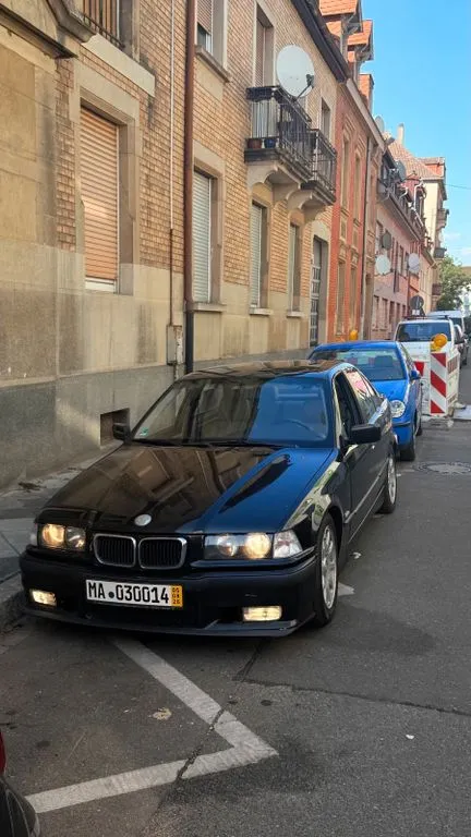 BMW 318