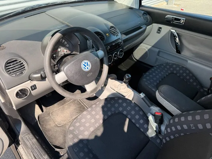Volkswagen New Beetle