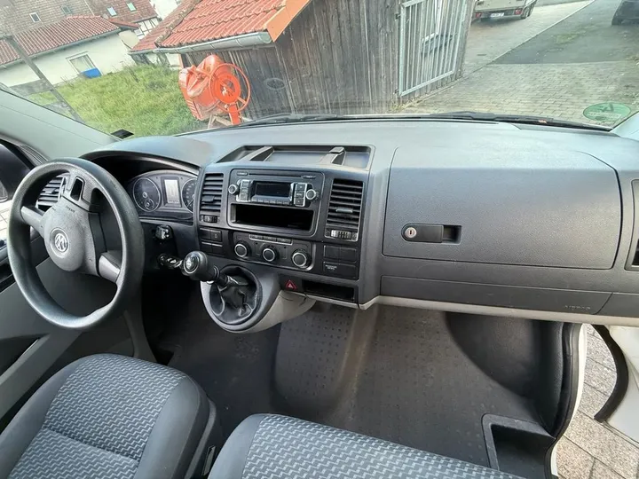 Volkswagen T5 Transporter