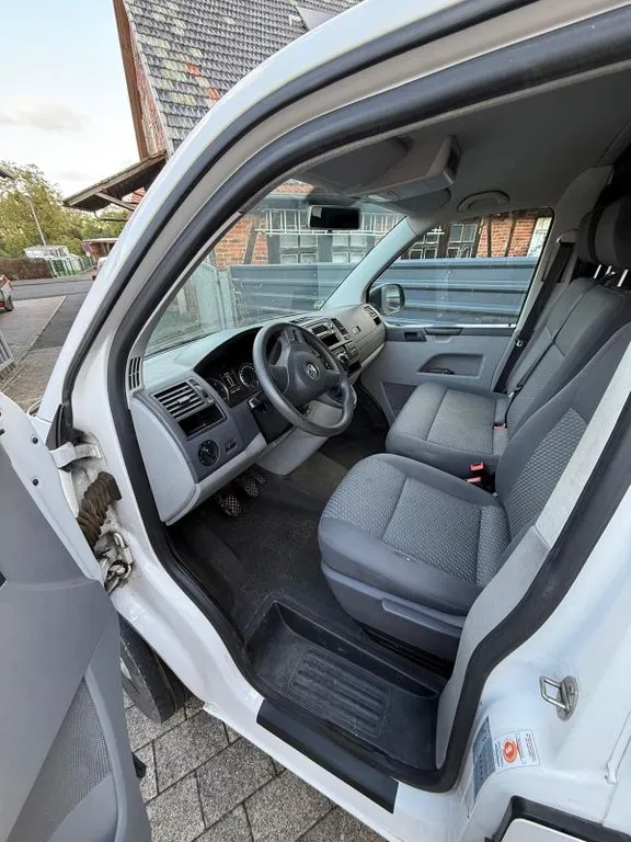 Volkswagen T5 Transporter
