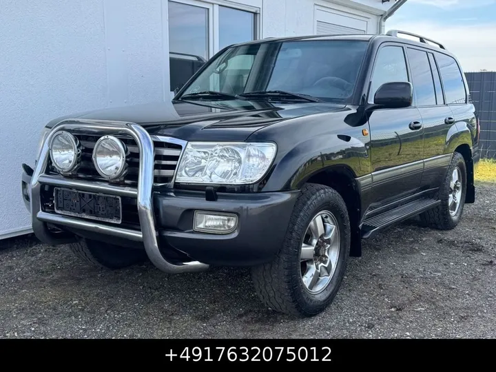 Toyota Land Cruiser
