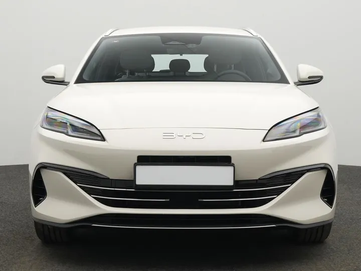 BYD SEAL 6