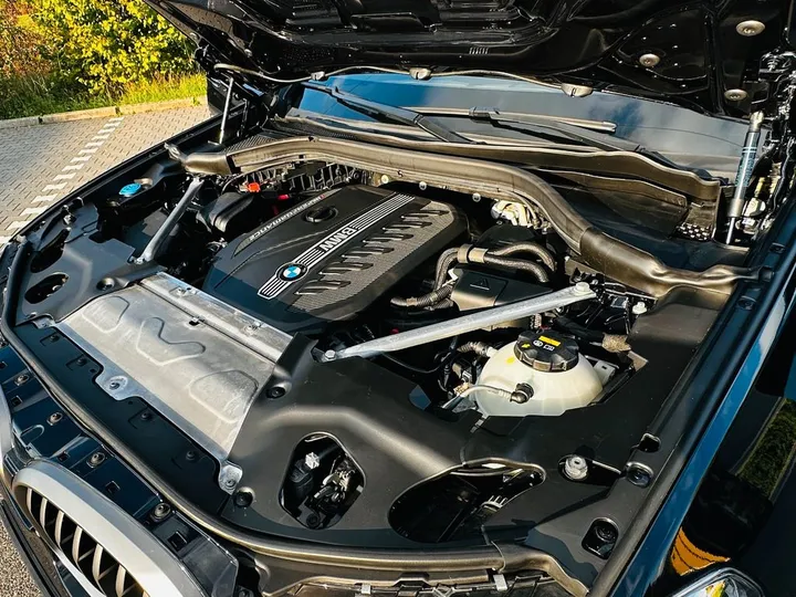 BMW X3 M40