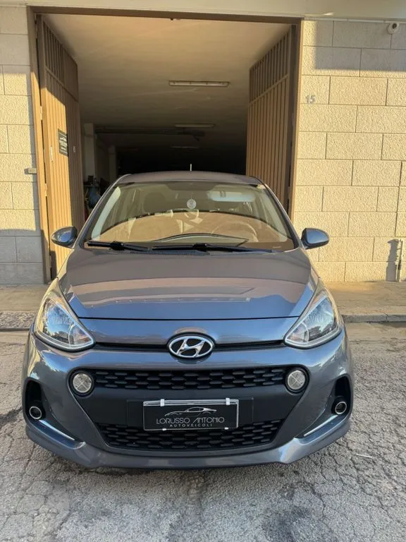 Hyundai i10