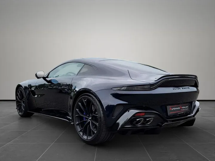 Aston Martin V8 Vantage