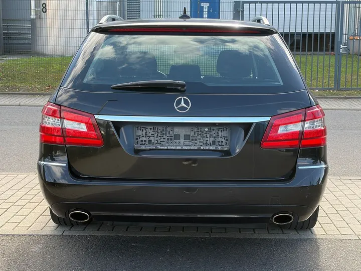 Mercedes-Benz E 350