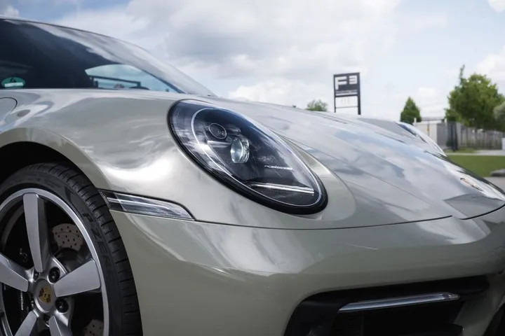 Porsche 992