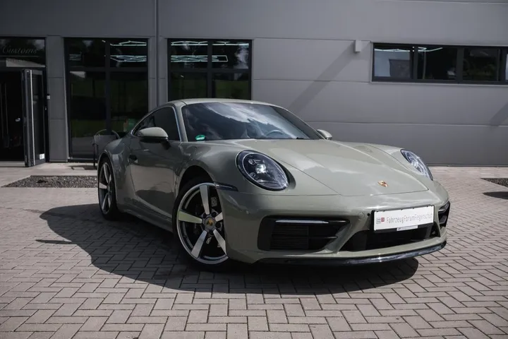 Porsche 992