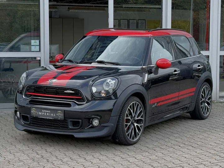 MINI John Cooper Works Countryman