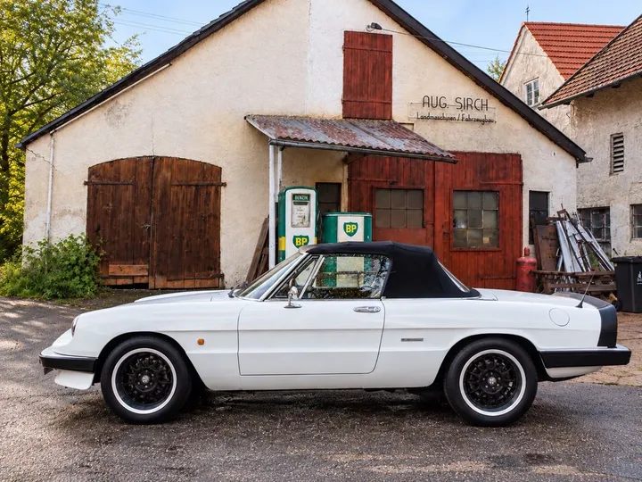 Alfa Romeo Spider