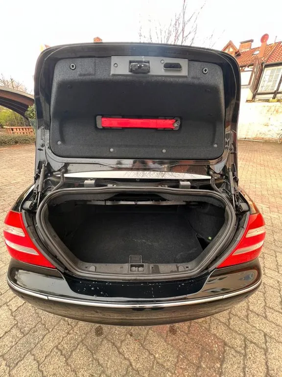 Mercedes-Benz CLK 200