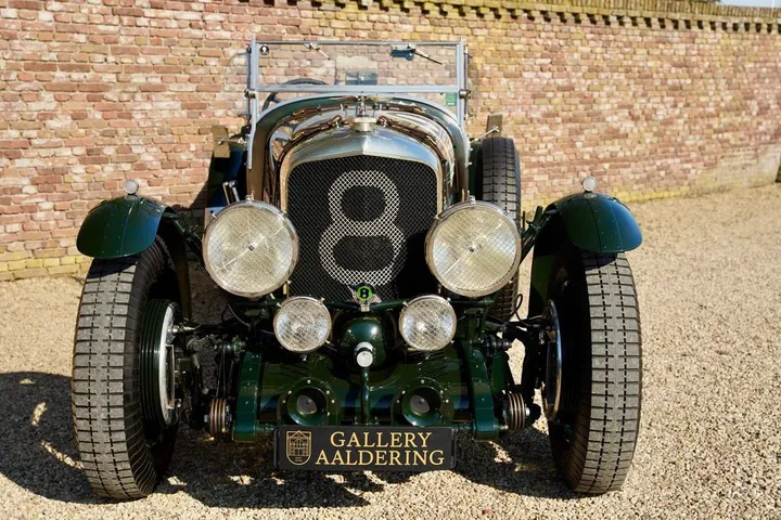 Bentley Eight