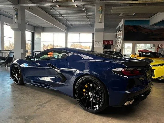 Corvette C8