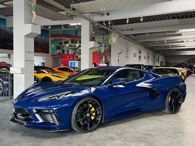 Corvette C8