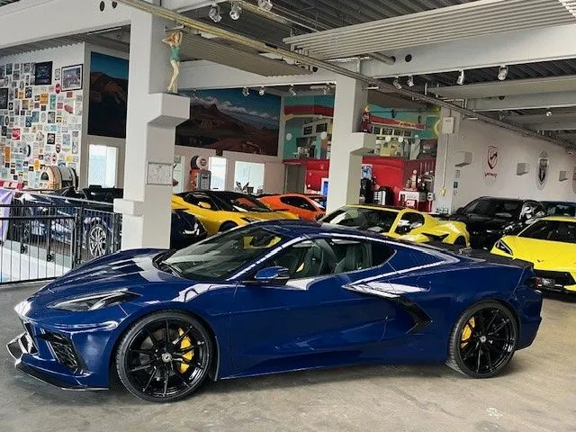 Corvette C8