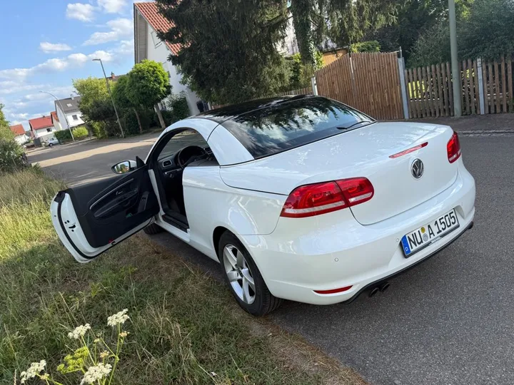 Volkswagen Eos