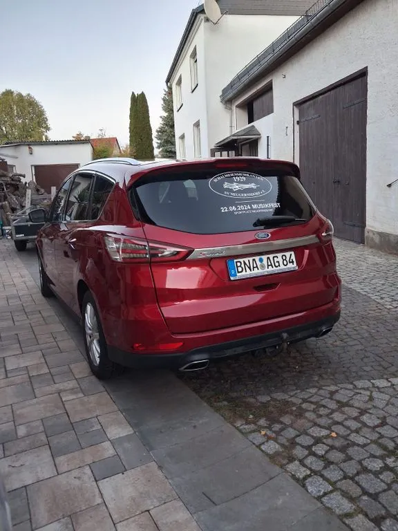 Ford S-Max