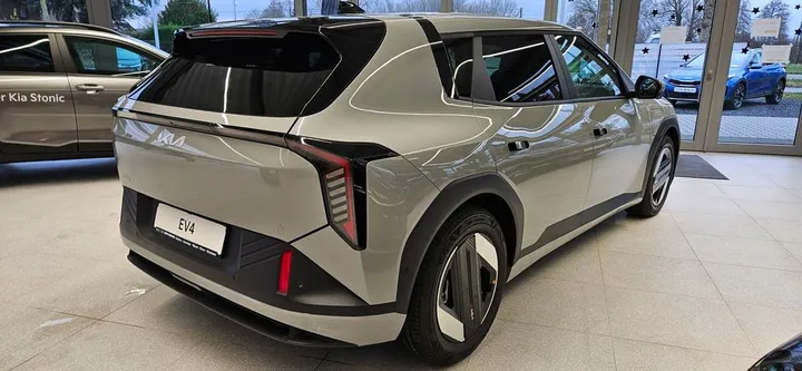 Kia EV4