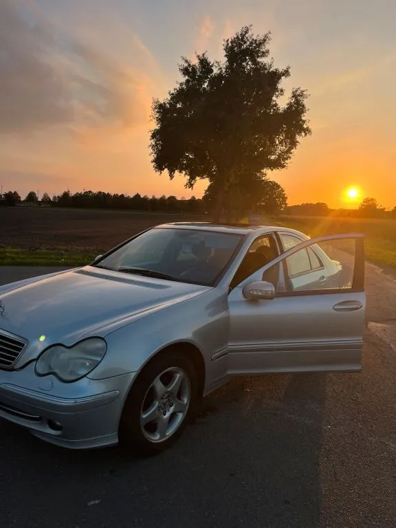 Mercedes-Benz C 200