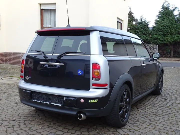 MINI Cooper Clubman