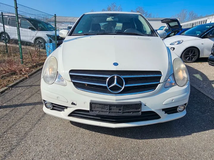 Mercedes-Benz R 280