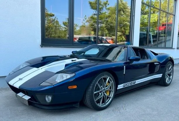 Ford GT