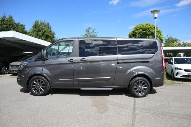 Ford Tourneo Custom