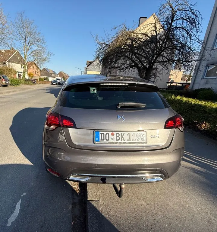 DS Automobiles DS4