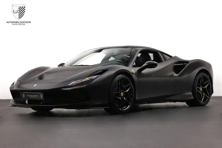 Ferrari F8