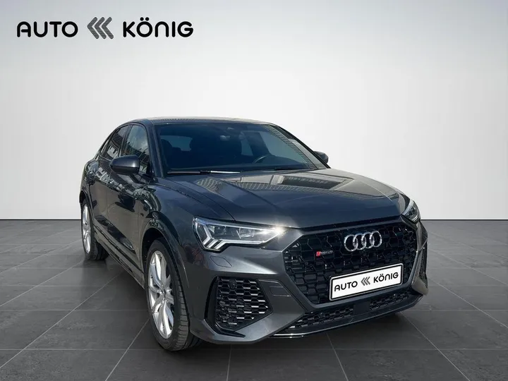 Audi RSQ3