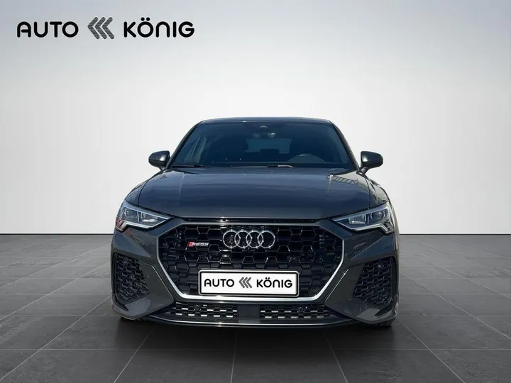 Audi RSQ3