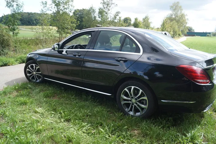 Mercedes-Benz C 200