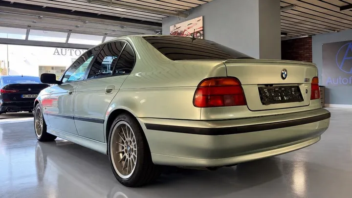 BMW 535