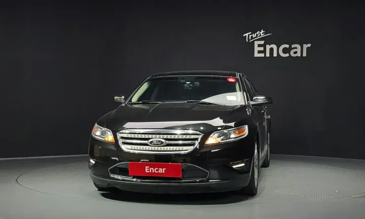 Ford Taurus