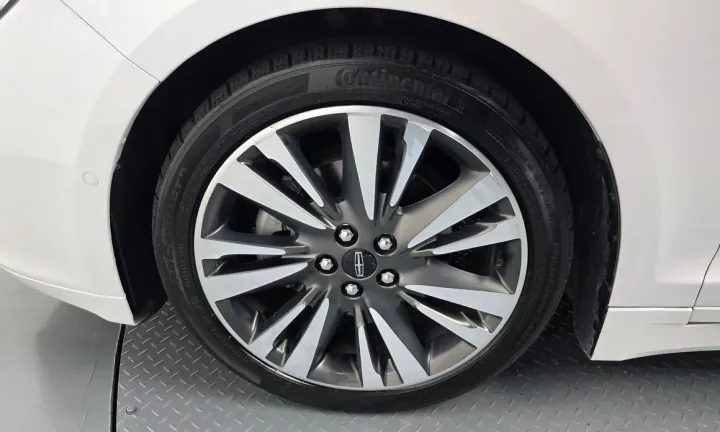 Lincoln MKZ