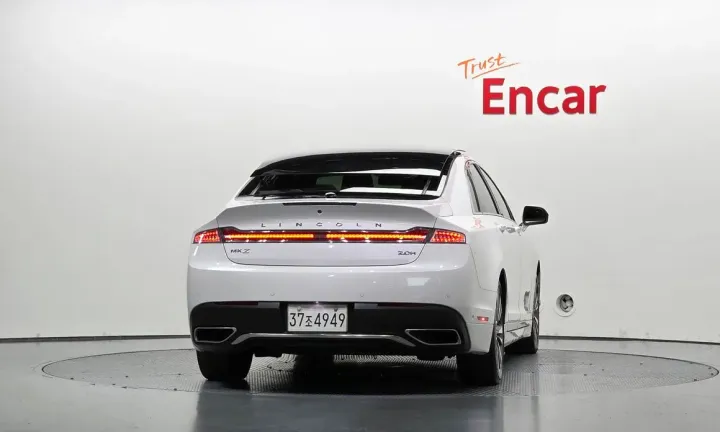 Lincoln MKZ