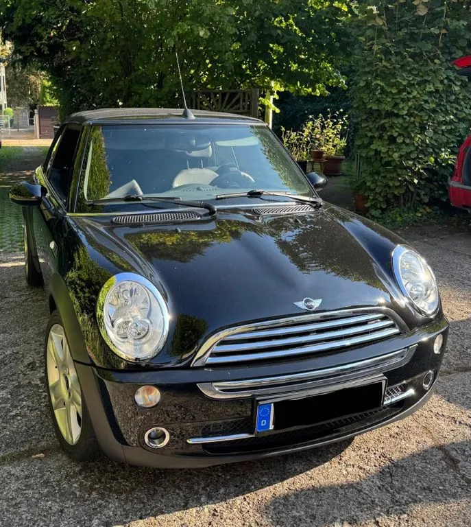 MINI Cooper Cabrio