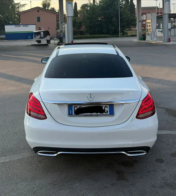 Mercedes-Benz C 200