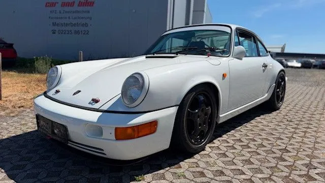 Porsche 930