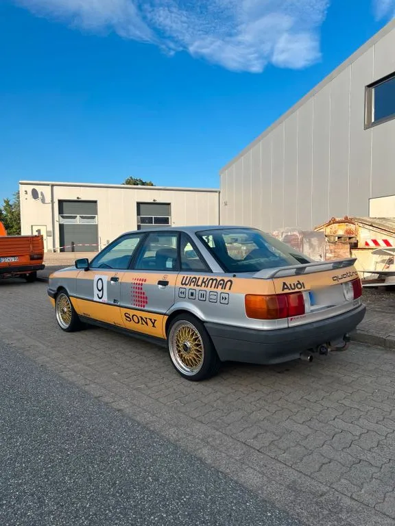 Audi 80