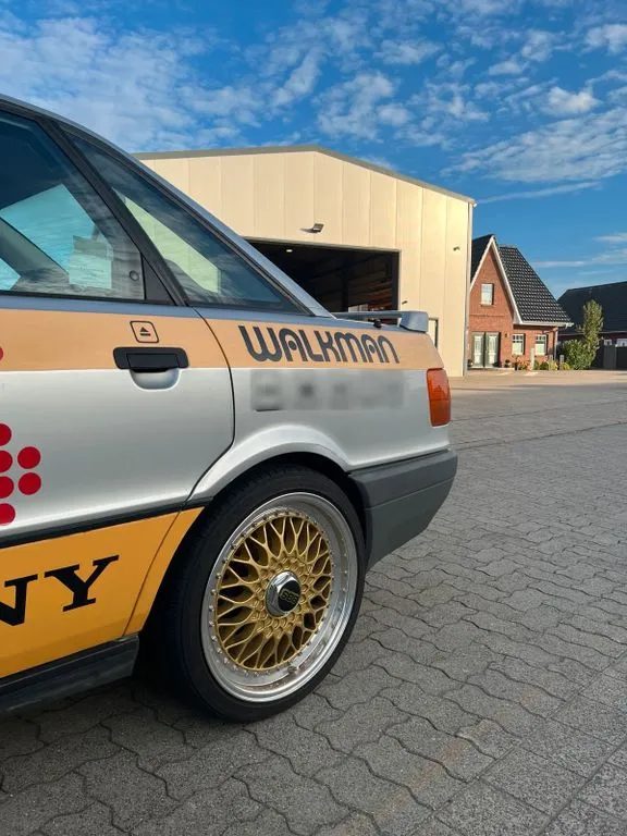 Audi 80