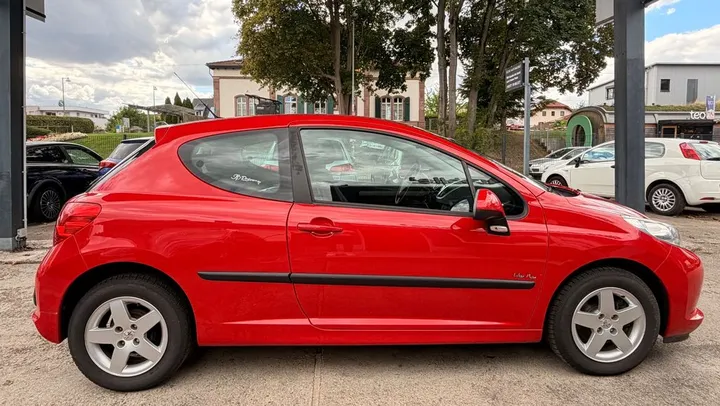 Peugeot 207