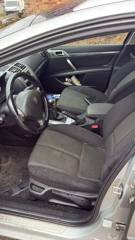 Peugeot 407