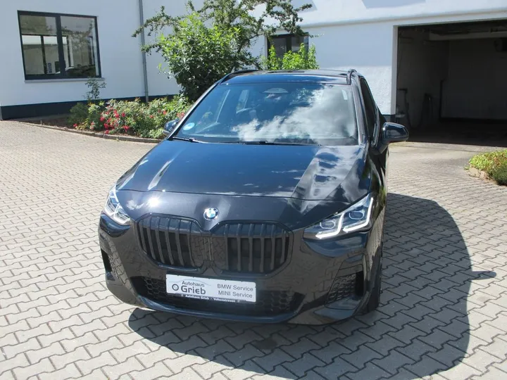 BMW 218