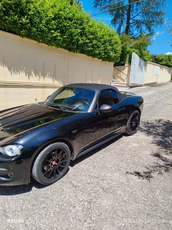 Fiat 124 Spider