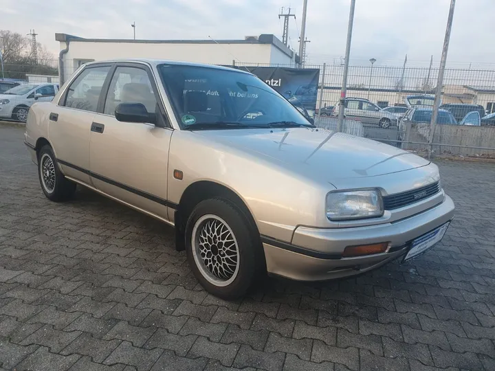 Daihatsu Applause