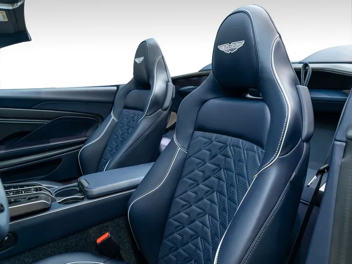 Aston Martin Vanquish