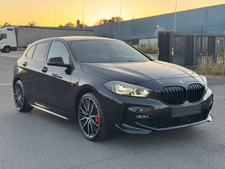 BMW 120