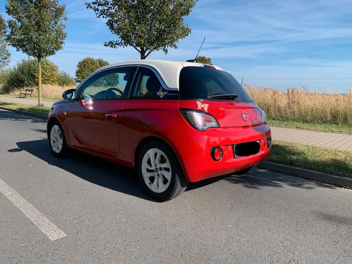 Opel Adam